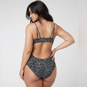 NWT Vuori Dune One Piece Swim Womens sz XS